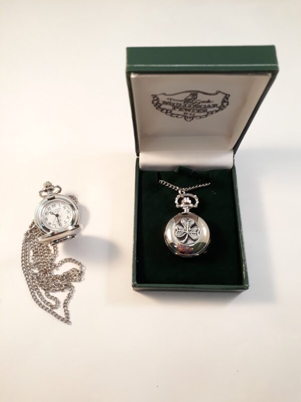 Irish Pewter Pendant Watch Shamrock.jpg